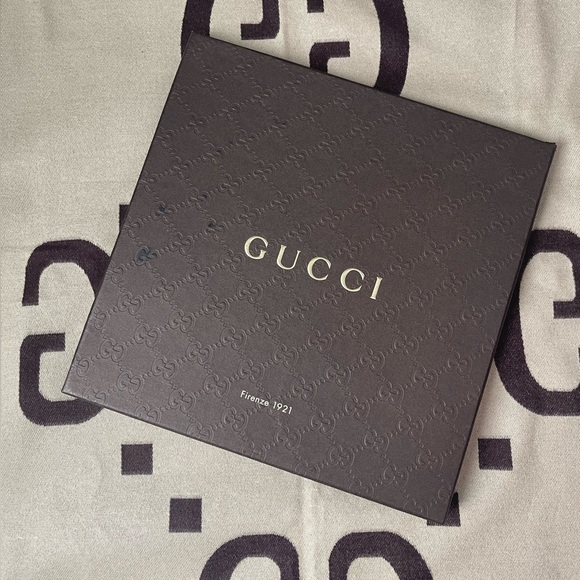 LAST DAY! AUTHENTIC GUCCI TWO PIECE VINTAGE BLACK BIKINI WITH WEB ACCENT - Picture 3 of 10